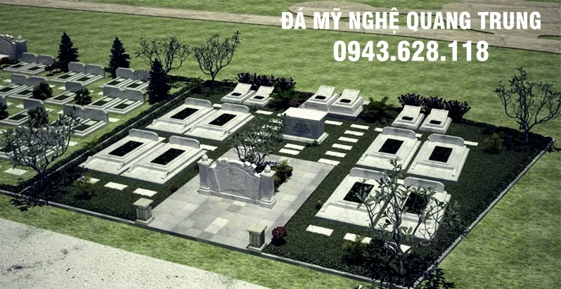 Khu lăng mộ với nhiều ngôi mộ đá được ghép từ các phiến đá vuông, phẳng, không hoa văn cầu kỳ