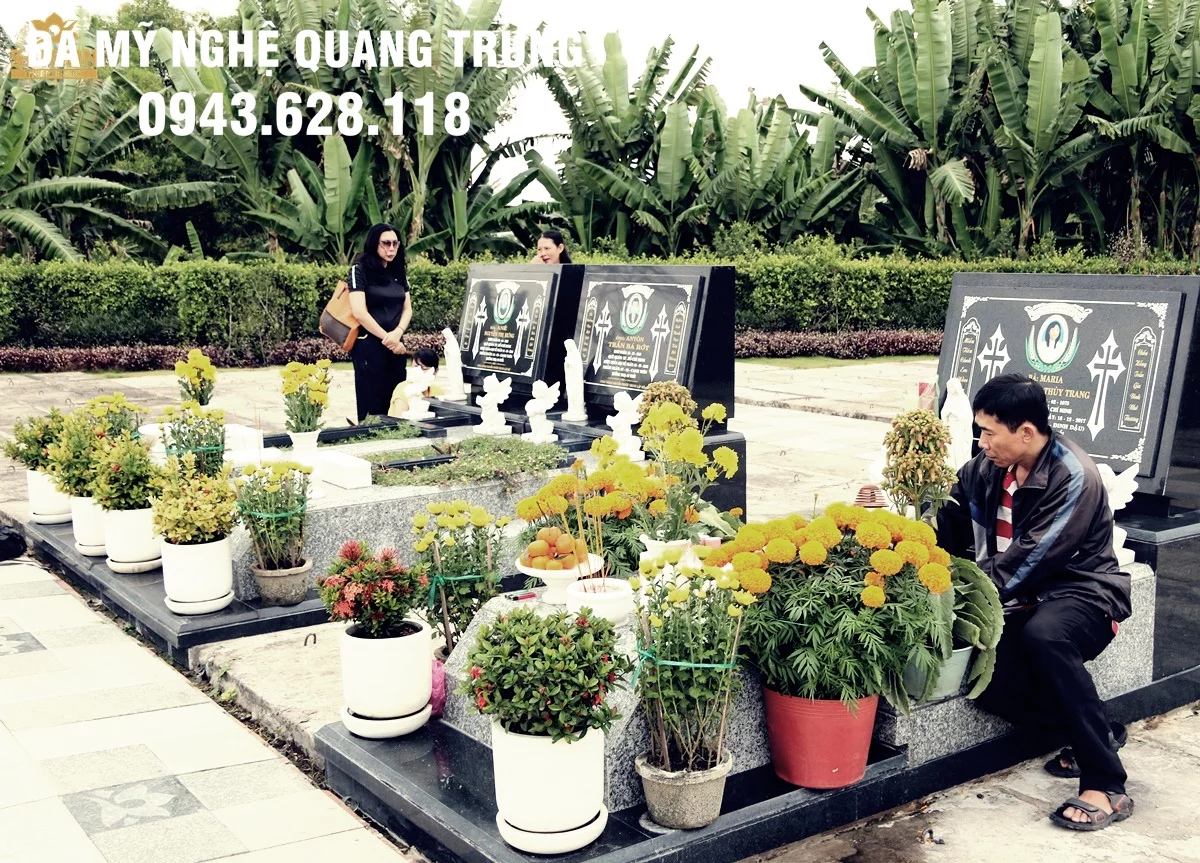 Khu Mộ đá có thể sử dụng từ đá Granite hoặc đá xanh nguyên khối tự nhiên