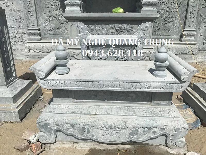 BÀN LỄ ĐÁ XANH RÊU