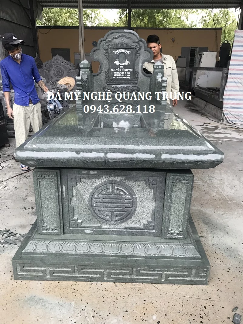 MẶT-CHÍNH-MỘ-ĐÁ-XANH-RÊU-NGHỆ-AN.jpg