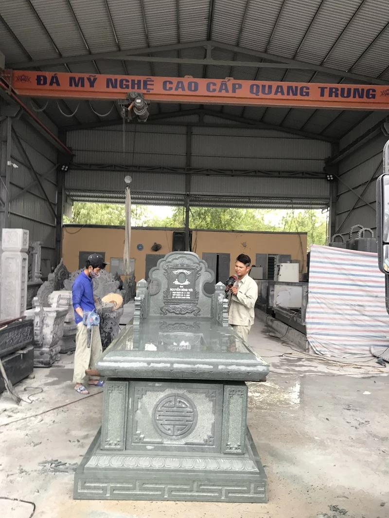 MỘ ĐÁ XANH RÊU NGHỆ AN ĐẸP CỦA ĐÁ MỸ NGHỆ QUANG TRUNG TƯ VẤN, LẮP ĐẶT T8/2019