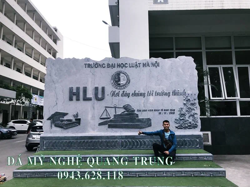 Tư vấn, thi công, lắp đặt Bia đá tự nhiên Trường Đại học Luật Hà Nội 52 Bia da tu nhien Quang Trung