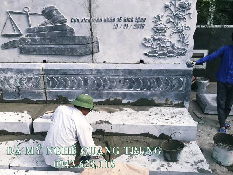 Tư vấn, thi công, lắp đặt Bia đá tự nhiên Trường Đại học Luật Hà Nội 44 Cac tho dang hoan thien phan chan de cua Bia da