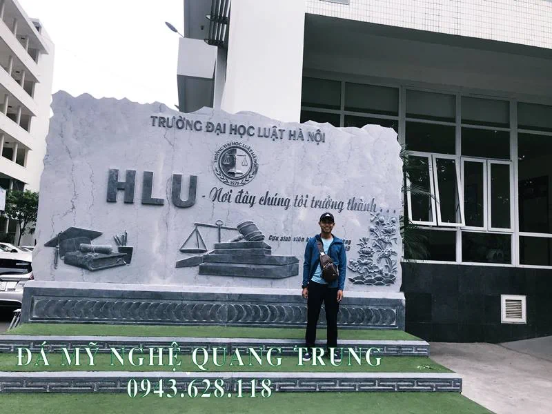 Tư vấn, thi công, lắp đặt Bia đá tự nhiên Trường Đại học Luật Hà Nội 39 Damynghe Quang Trung don vi lam Bia da tu nhien So 1 Viet Nam