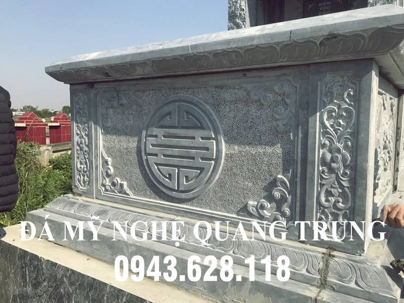 Hoa van chu Tho truoc Mo da