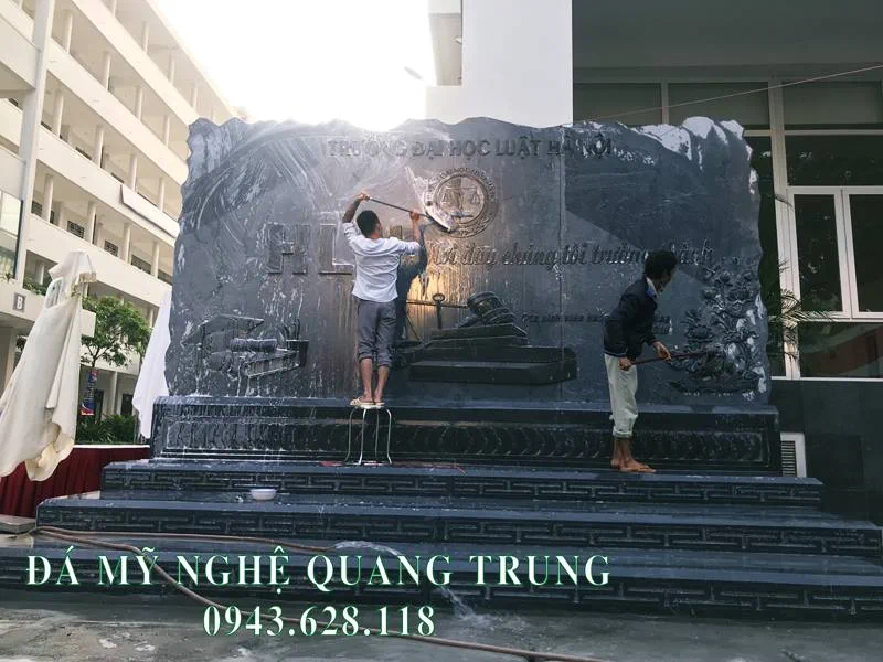 Tư vấn, thi công, lắp đặt Bia đá tự nhiên Trường Đại học Luật Hà Nội 25 Lam Bia da tu nhien Truong hoc