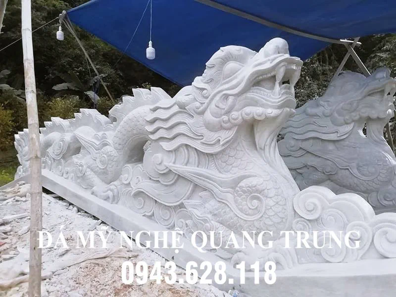 Mau Rong da cao cap Quang Trung