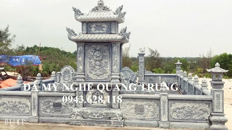 Chi tiet mat sau lang mo da xanh reu