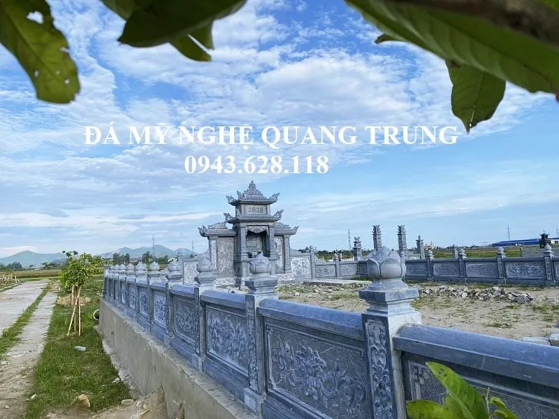 Lan Can Da Xanh cua Lang Mo