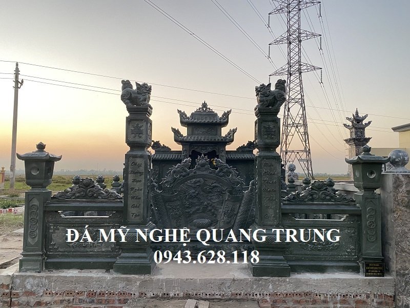 Cong da Tu tru cua Khu Lang mo da xanh reu Thai Binh Lăng mộ đá, Mộ đá Ninh Bình
