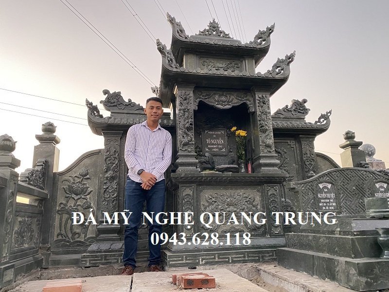 Nghe nhan tre Quang Trung chup anh luu niem tai cong trinh