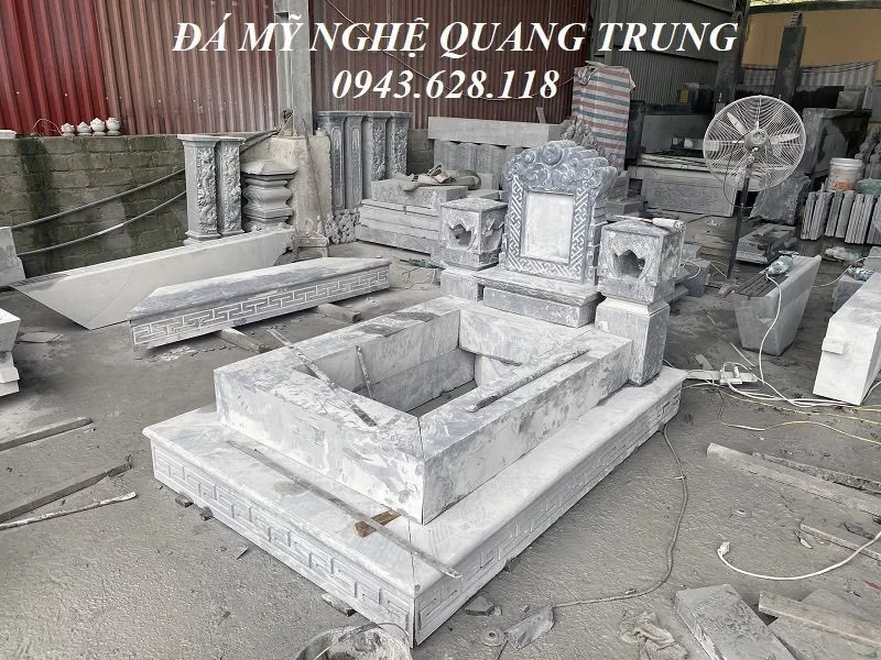 Xây Mộ đá xanh Tam Sơn đẹp cho Gia đình tại Thường Tín, Hà Nội 4 Che tac Mo da xanh Tam Son tai Xuong Da my nghe Quang Trung
