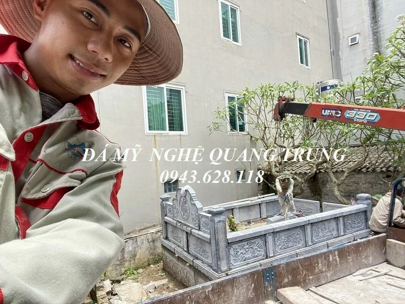 Nghe nhan tre Quang Trung tai Khu Lang mo