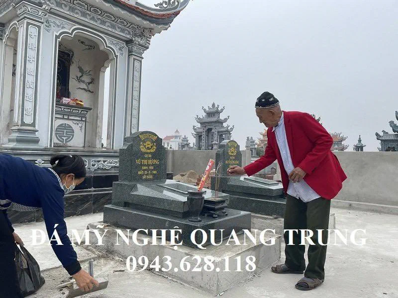 Đặt Mộ đá hoa cương cho khách hàng