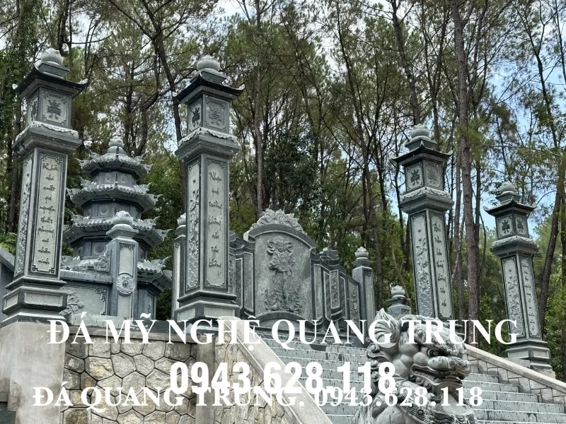 Cuon thu da mang y nghia phong thuy duoc dat ngay sau Cong da tru bieu tai Lang Mo Lăng mộ đá, Mộ đá Ninh Bình