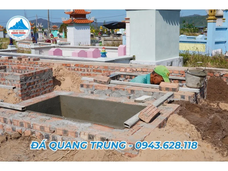 Huyệt mộ được xây rất cẩn thận chi tiết.jpg