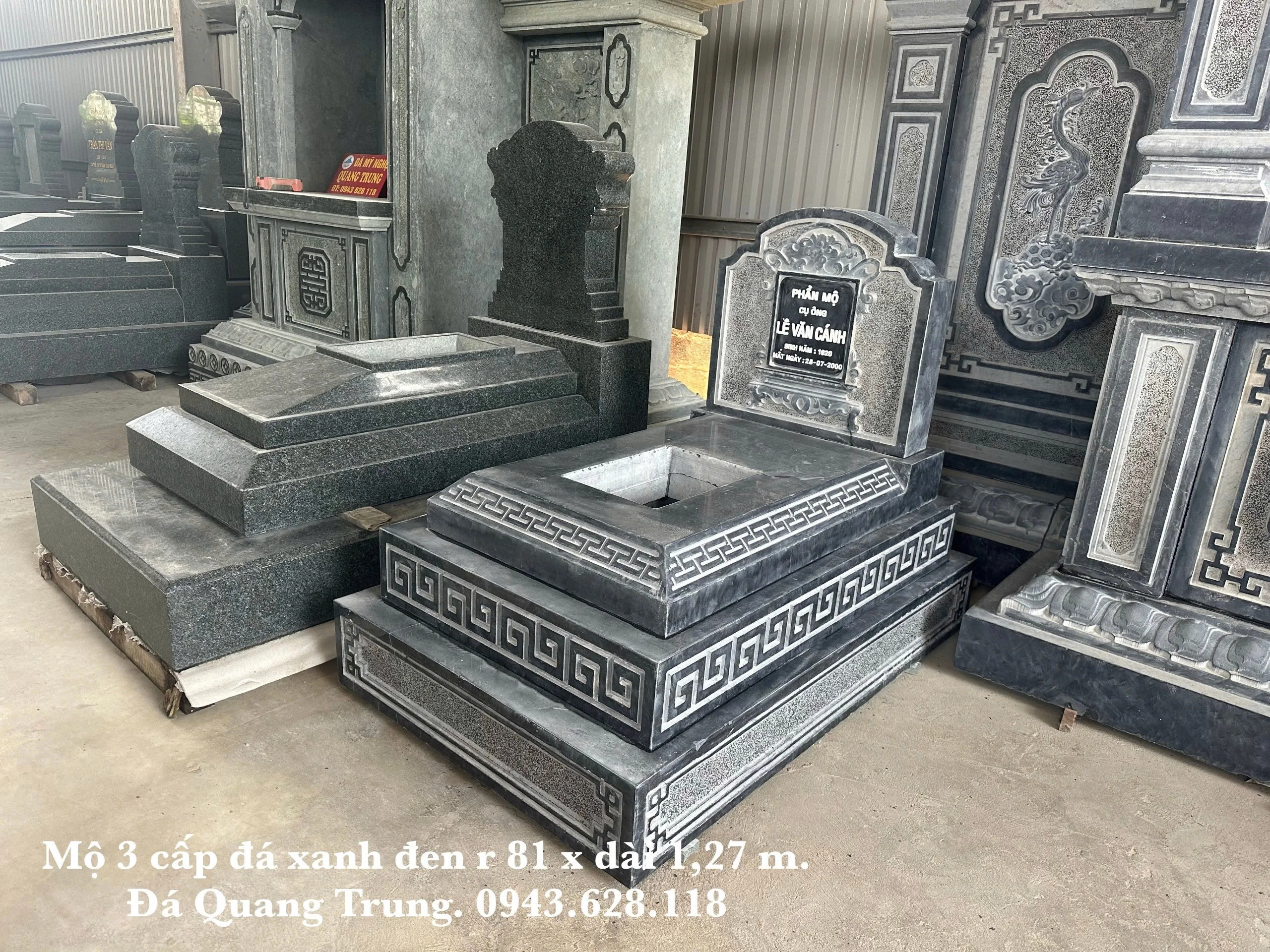 Mẫu Mộ đá xanh đen 3 cấp 81x127cm