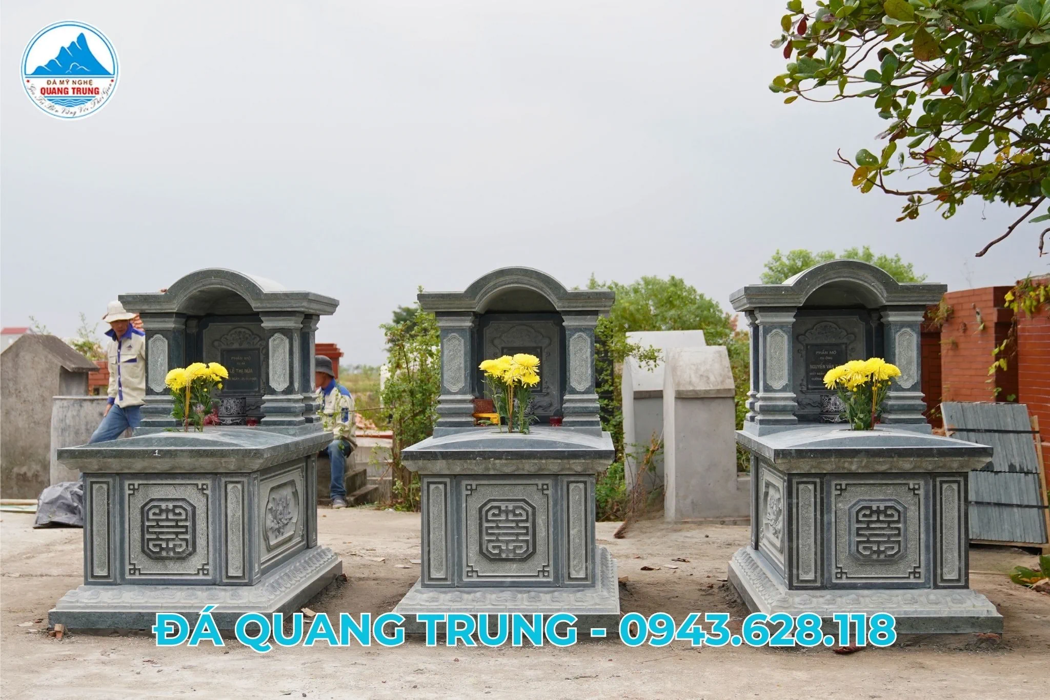 Mộ Đá Từ Chất Liệu Đá Xanh Rêu Một Mái Được Thiết Kế Tỉ Mỉ Từng Chi Tiết - Sự Lựa Chọn Hoàn Hảo Năm 2025 - Đá Mỹ Nghệ Quang Trung Ninh Bình