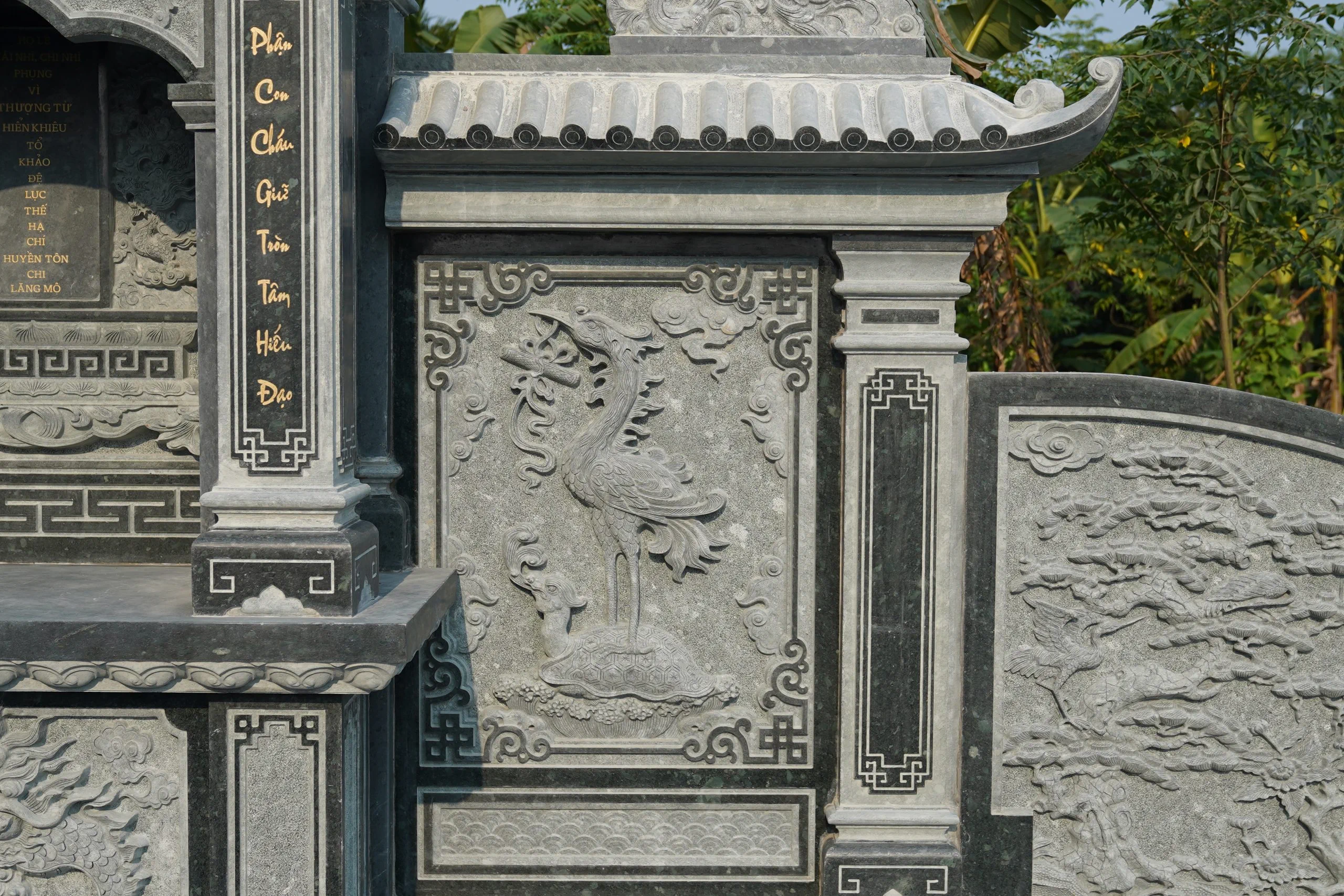 DSC04473 scaled Lăng mộ đá, Mộ đá Ninh Bình